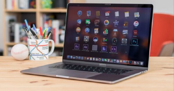 Giá MacBook Pro 15 inch 2017 – Touch Bar